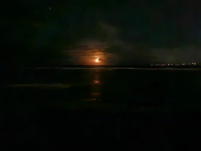 Photo of the Day: Waiehu moonrise